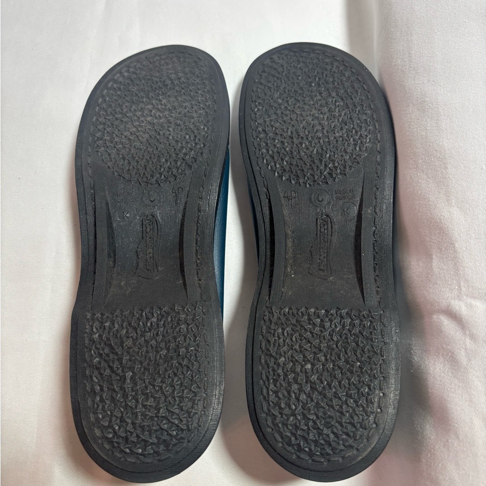 Arcopedico Navy Leather Flats - Picture 7 of 8